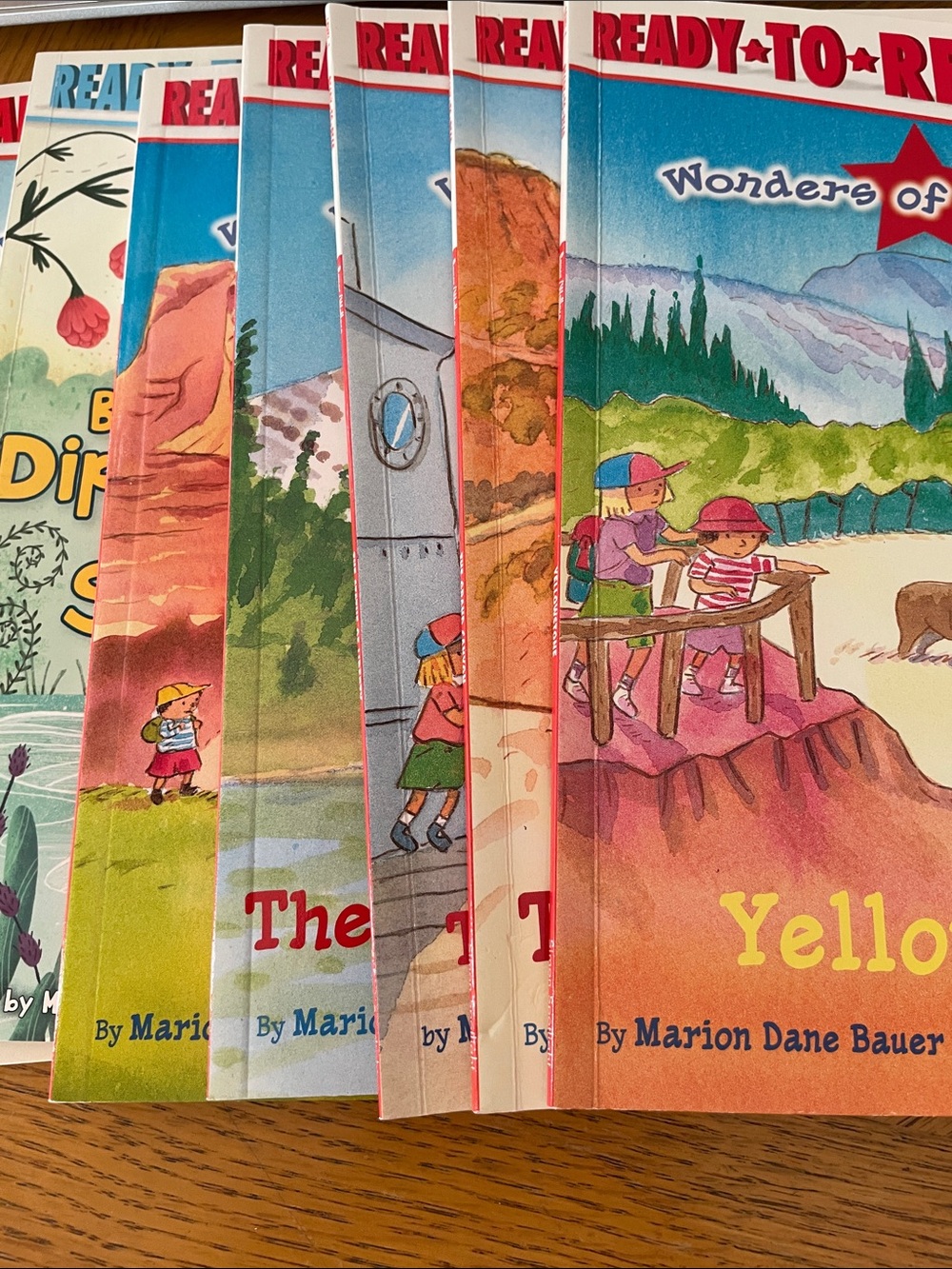 Ready To Read Level One Wonders of America Books (6 books) & 1 Pre-Level Book
